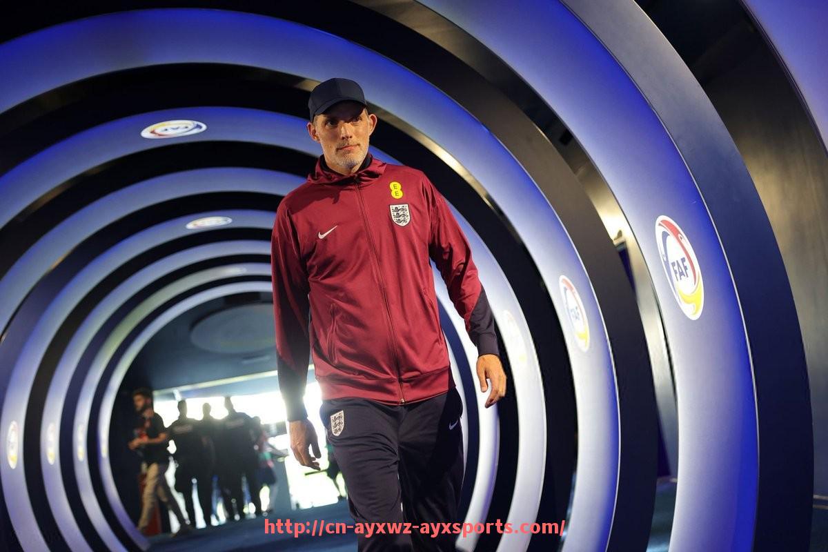 爱游戏体育-英超球衣销售榜排行更新及球迷消费趋势研究